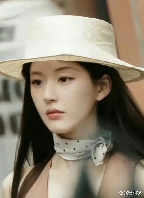 赵露思意外撞脸刘亦菲?颜值神似"小赵丽颖",这颜值也太能打了!