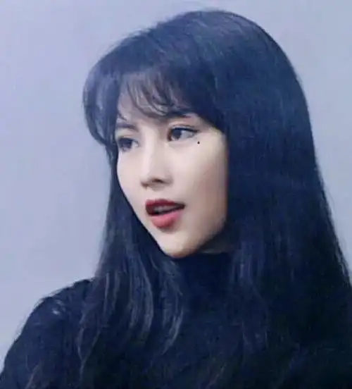 蔡少芬年轻时有多美?cos富江不用化妆,只需一颗痣秒变漫画脸