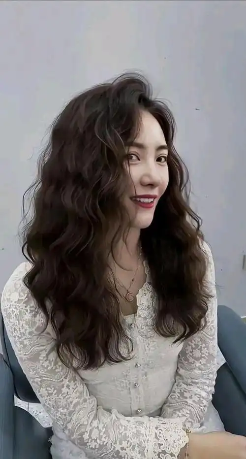 今年最火的发型来了,又美又时尚,你要不要试试