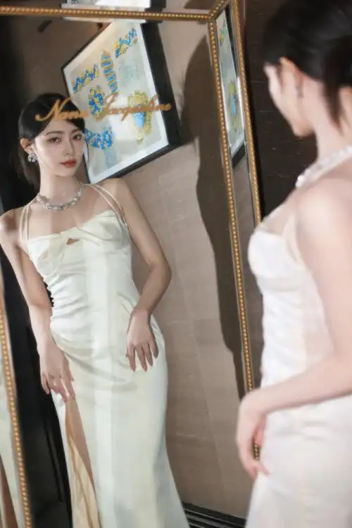 hello时装周##许佳琪的秀场日记