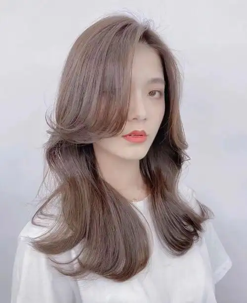 鱼尾烫#夏季发色  #烫发  #减龄显气质发型