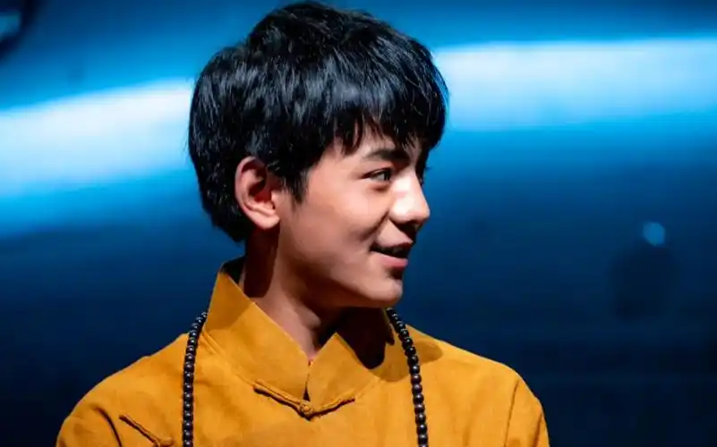 时尚芭莎 丁真珍珠cut 高清