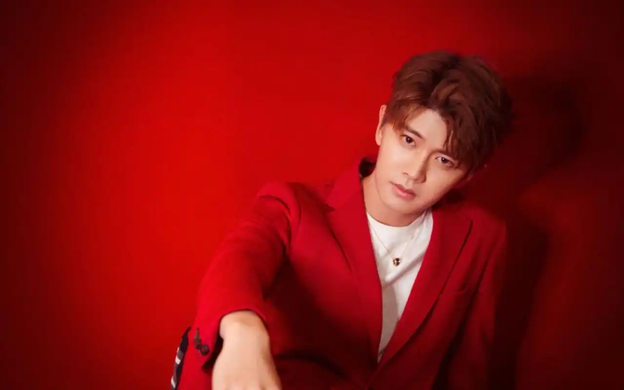 原创不说再见开播任嘉伦刘海过厚被嘲有3斤重略显土气