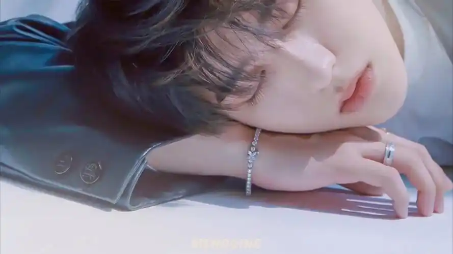 什么?是蔡徐坤!