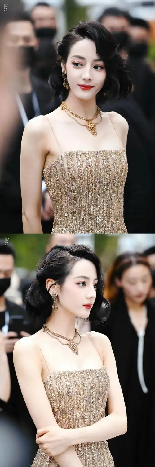 期待迪丽热巴红毯造型