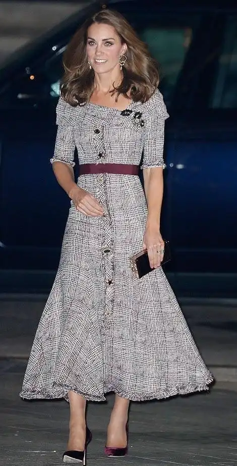2018凯特王妃68套造型汇总,连孕妇装也优雅,阔腿裤更美得大气