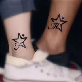 纹身男女情侣头像 适合情侣的黑白小清新纹身头像图片