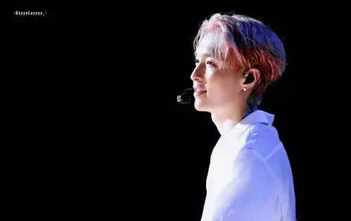 张艺兴 - 堆糖,美图壁纸兴趣社区