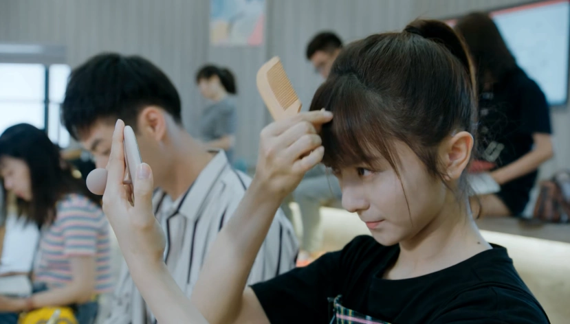 燃烧吧废柴三无青年翻身当男主剧情爆笑又温暖