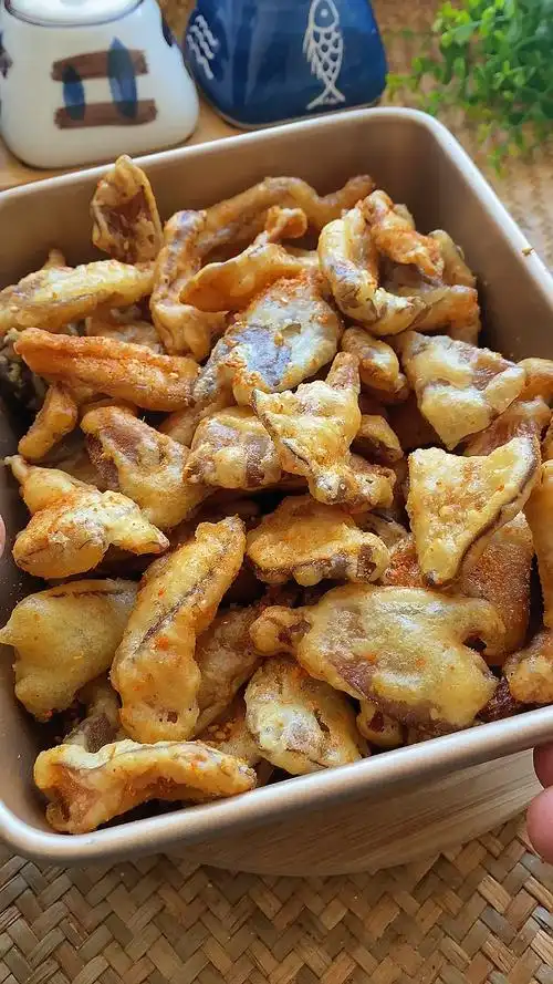 在家做个拿手菜#炸香菇做法-度小视