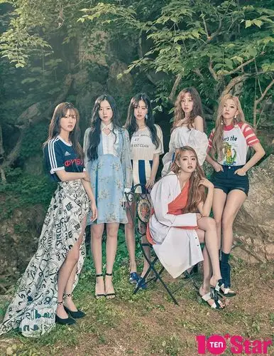 组图:韩女团(g)i-dle写真公开 出道2个月毫无青涩感_高清图集_新浪网