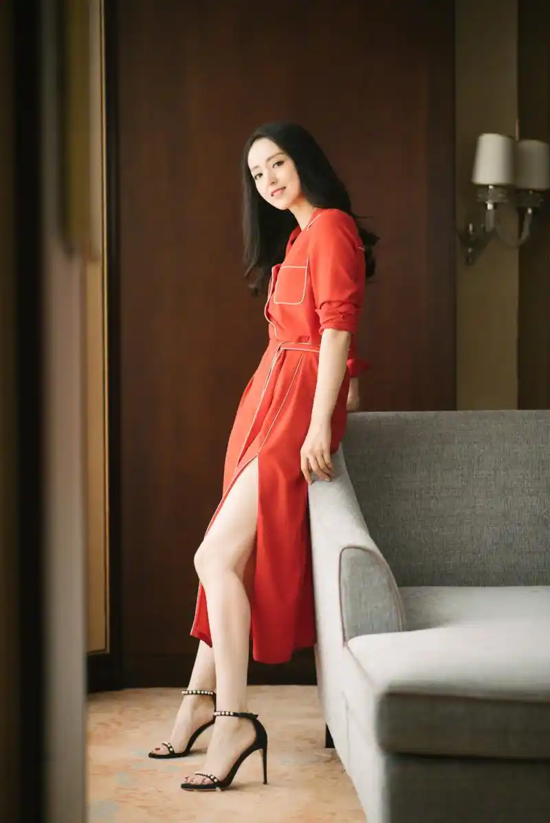 董璇清新大片 优雅女神范儿