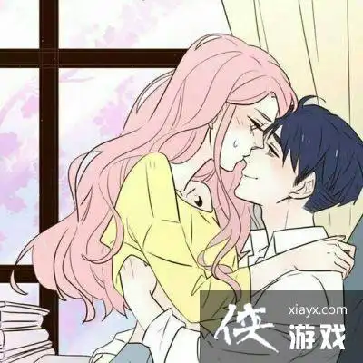 动漫情侣头像亲吻或拥抱2020