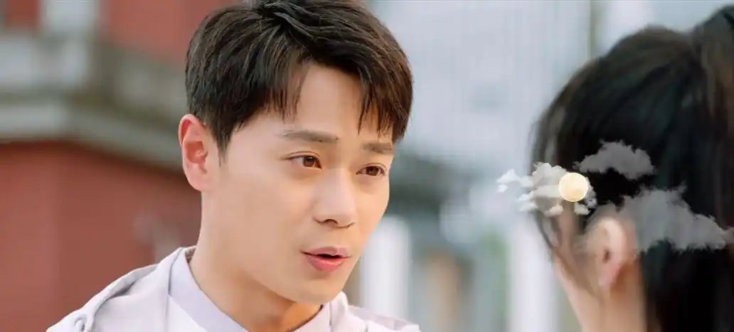 曹骏新剧开播,看了几集,我终于知道他为什么不火了,身高是硬伤_演技