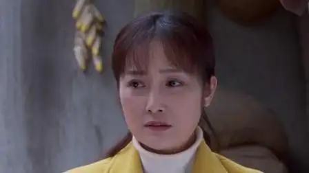 母爱如山 第15集 王群重回小镇再见英子 马娟为还债卖房卖嫁妆