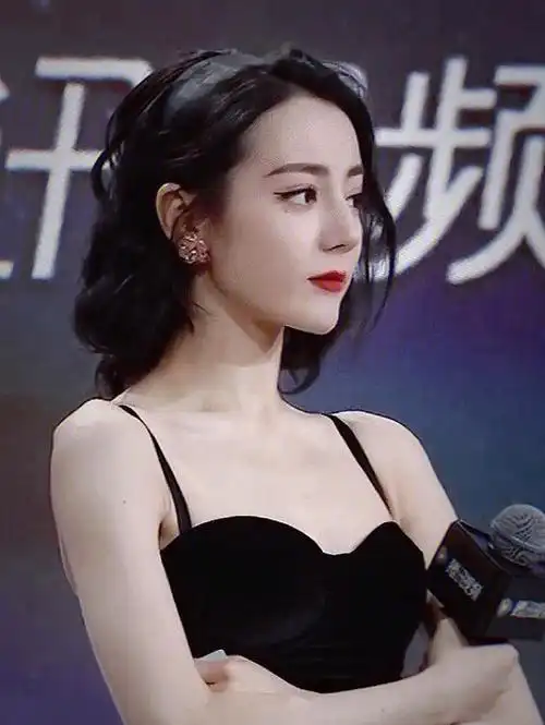 杀我迪丽热巴是在逃公主吧60