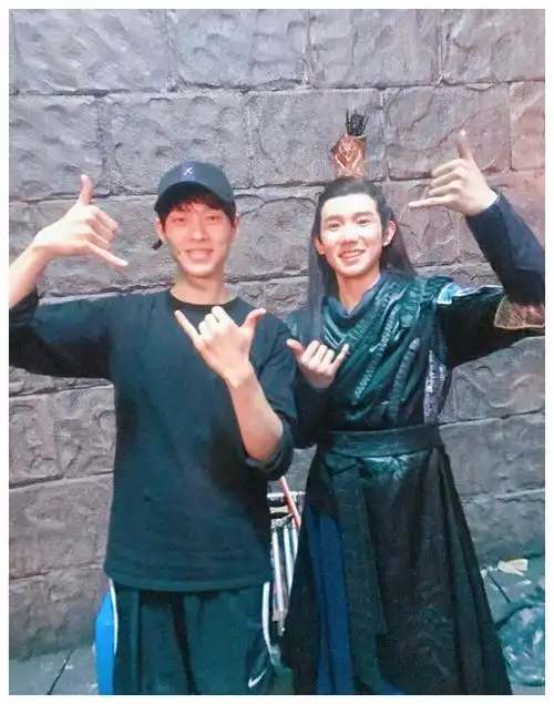 为什么魏大勋被说抠门,还有那么多朋友?让王源告诉你答案