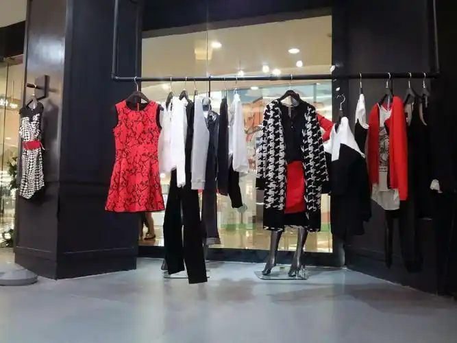 esons爱城市女装精彩十月开店热潮来袭