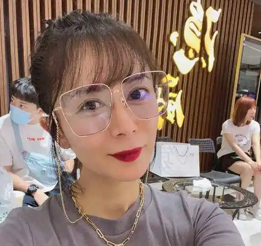 晒娃反露豪宅,淡出娱圈的她现在怎么样了_张恒_生活_孩子