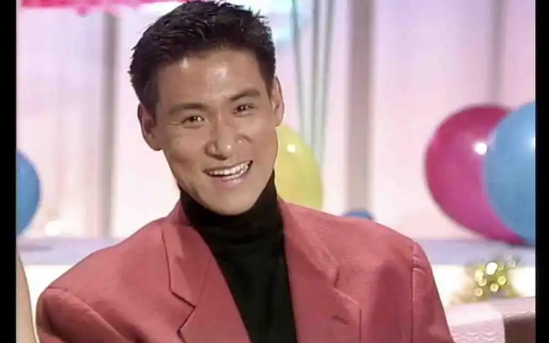 [张学友 字幕 高清] 1991 佳人有约 访问 看封面就自动点进来 狂吃