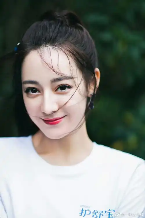 迪丽热巴##迪丽热巴邓妍