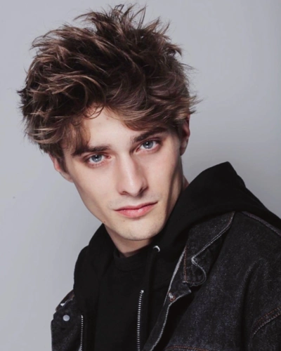 法国英俊男模成最帅伏地魔颜值超绝惊艳火到中国