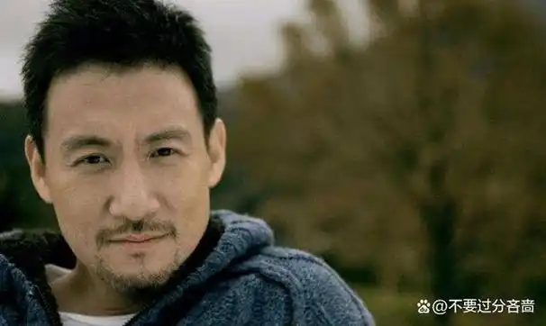 63岁张学友恋爱脑35年纵容妻子4年败光20亿17岁女儿