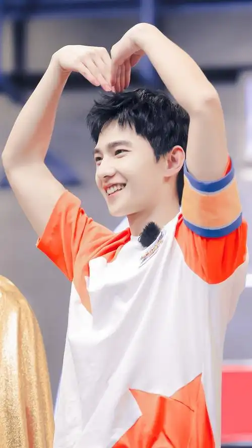 杨洋其实是可爱型