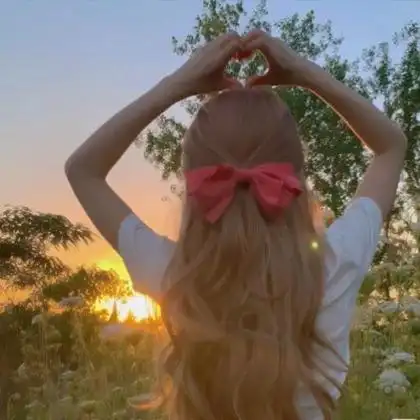 唯美女头像背影,高清真人背影头像女生唯美漂亮图片_女生头像_头像屋