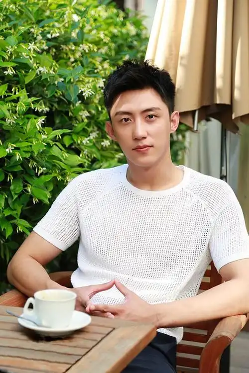 黄景瑜感情问题 对一段感情很累的表现-卜安居