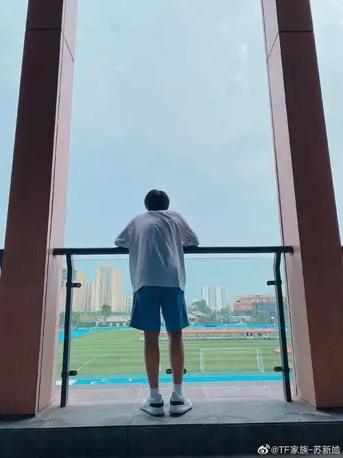 苏新皓的身材真好啊流下了羡慕的口水不是