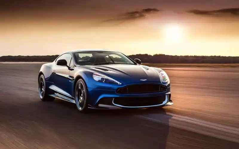 阿斯顿马丁魅力炫酷跑车汽车壁纸高清下载