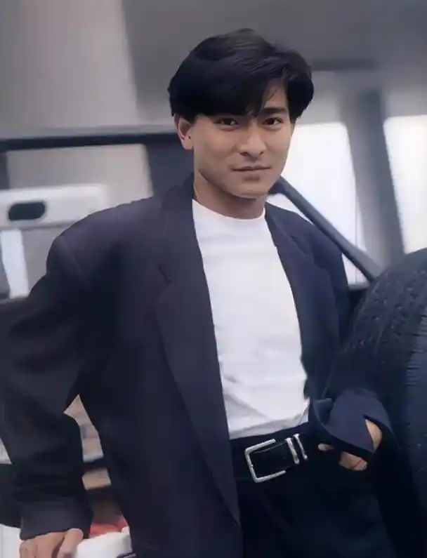 刘德华的原名叫什么?你了解华仔背后隐藏的故事吗?