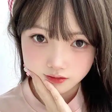 可爱呆萌爱笑的女生头像真人