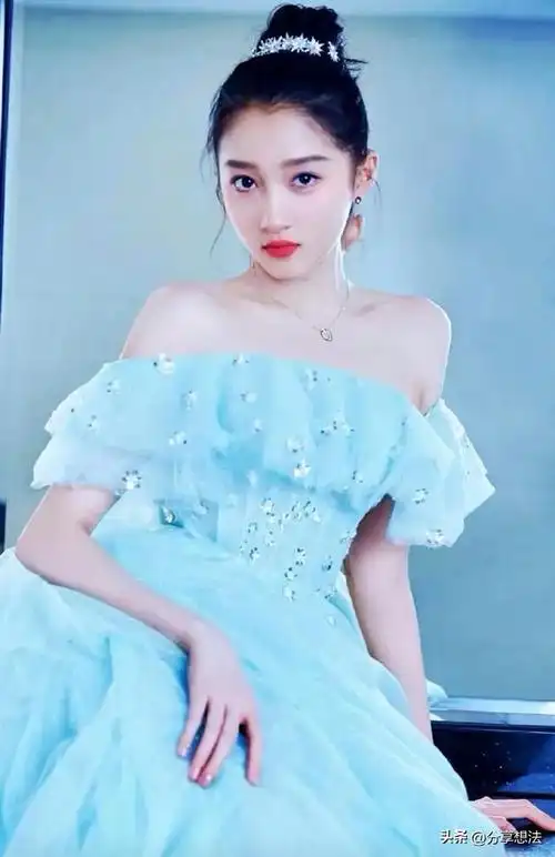 关晓彤明星壁纸52