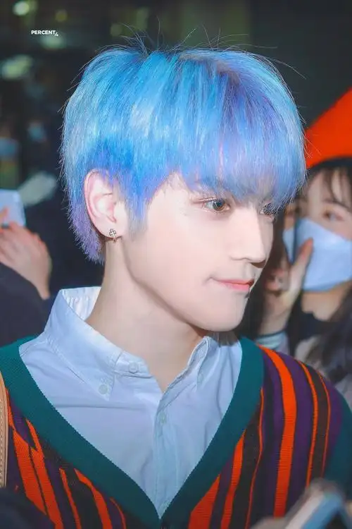 韩国有公认神颜男爱豆吗,有的话是谁?