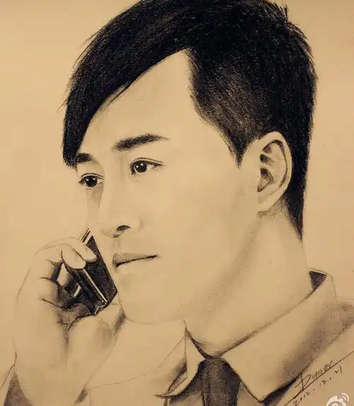 p>林峰,1979年12月8日生于福建厦门,中国香港影视男演员,流行乐歌手.