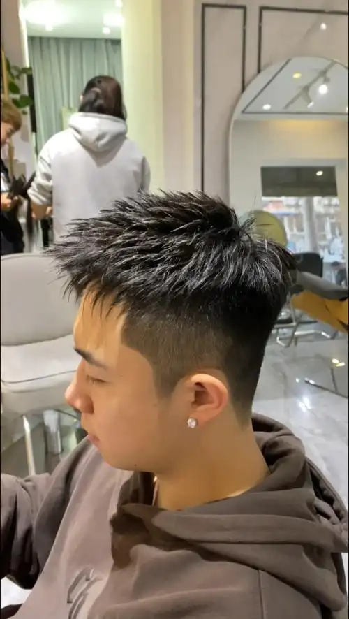 铁岭发型设计  #男生去哪儿剪头发  #摩根烫