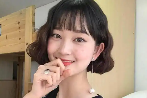 胖圆脸适合什么发型