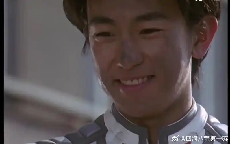 野瑞剧照计算机天才野瑞队员,只单纯而不怪异的天才.