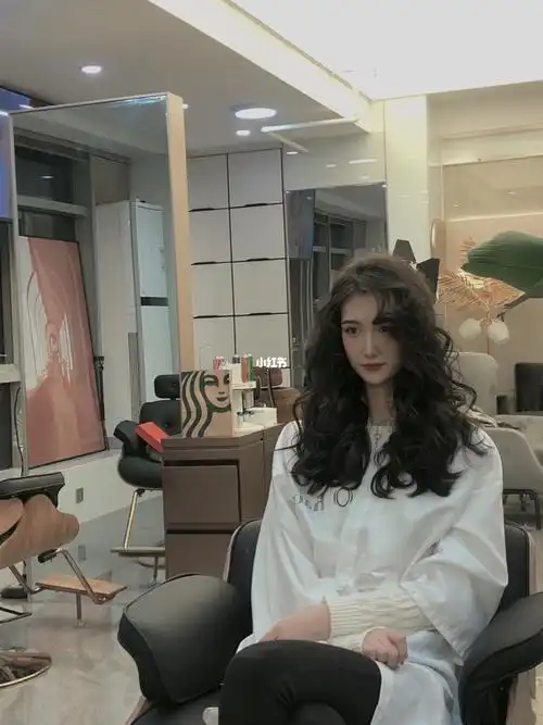 迷人又可爱的港式羊毛卷 郑州烫发 郑州做头发_发型_理发店_卷发_染发