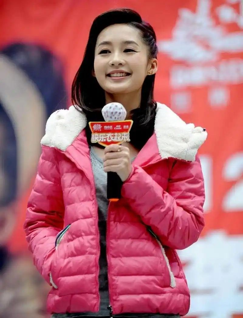 李沁肖战绯闻:娱乐圈的情感走向还是应该尊重个人选择  最近,肖战再次