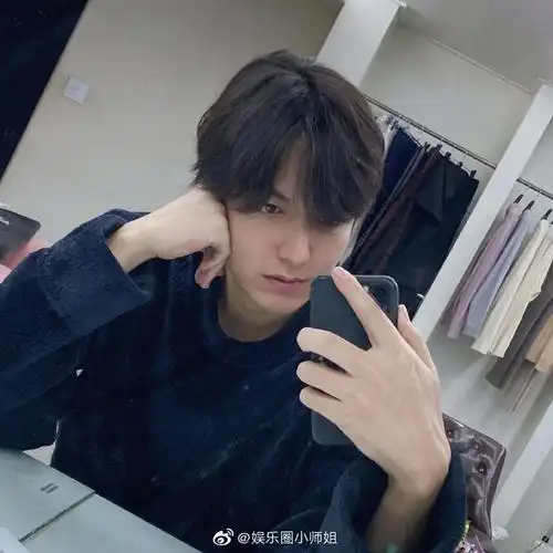 李敏镐素颜自拍