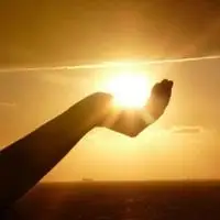 微信九点钟太阳头像 九点钟的红彤彤太阳头像_微信头像图片大全