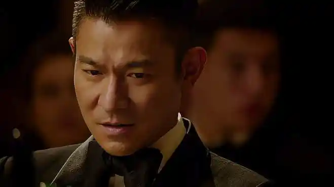 侠盗联盟:华仔化身侠盗,被警察盯上,却淡定开口:按原计划走!