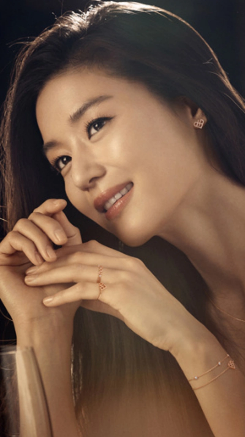 韩国女神全智贤写真,这颜值气质太美了,你觉得怎么样