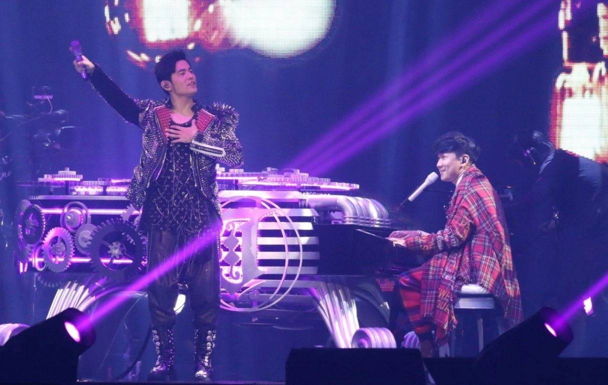 周杰伦与林俊杰谁有更强的实力?你们怎么看?