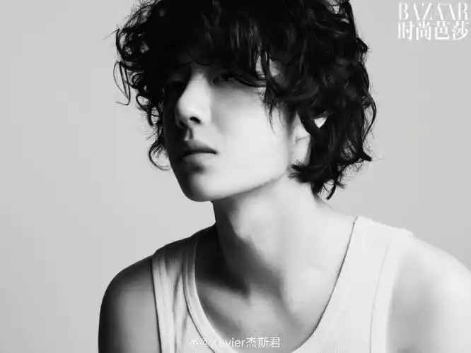 时尚芭莎王一博