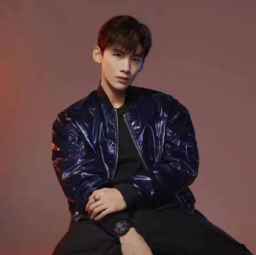 微信头像白敬亭