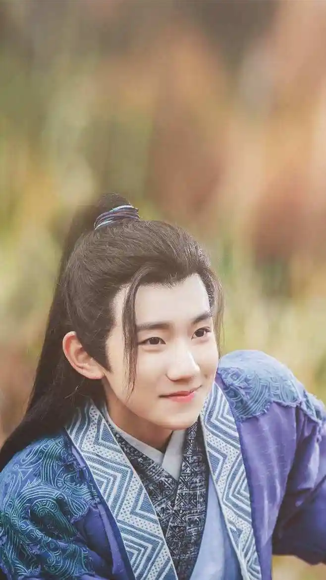 sn11-花瓣网|陪你做生活的设计师 | 王源 古装 源家俊俏少年郎